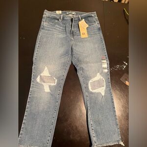 Levi’s cropped women jeans